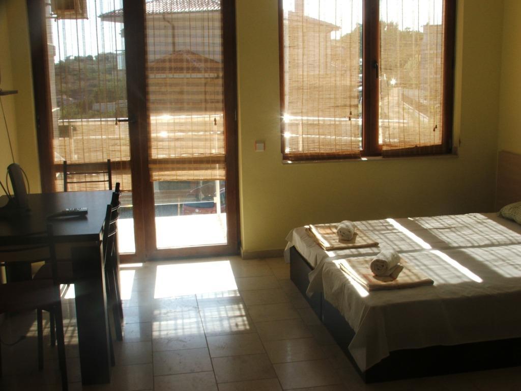 Akshaena Aparthotel Sozopol Bagian luar foto